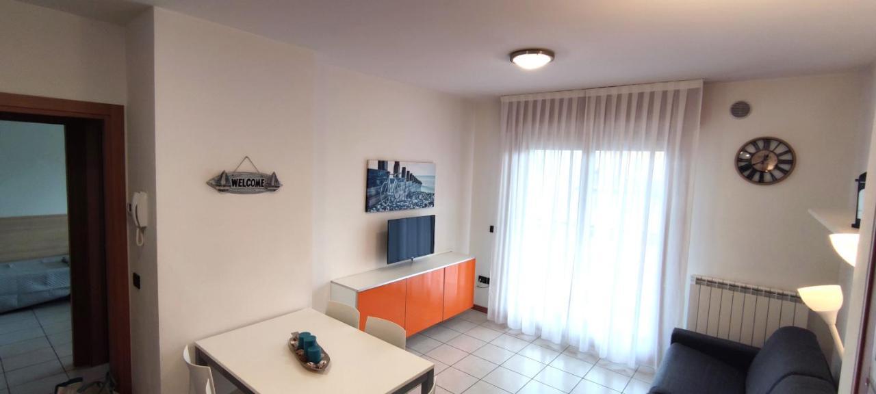 Residence Roberta Con Piscina - Agenzia Cocal กาออร์เล ภายนอก รูปภาพ