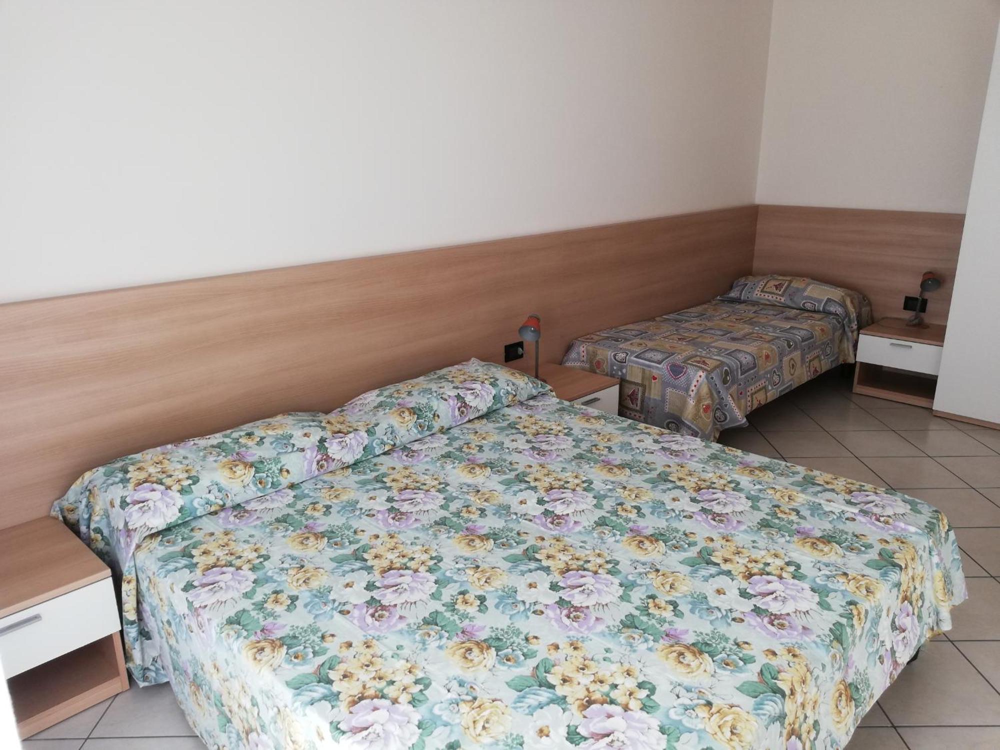 Residence Roberta Con Piscina - Agenzia Cocal กาออร์เล ภายนอก รูปภาพ